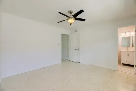 1635 NE 5th Court Fort Lauderdale FL 33301
