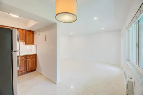 1635 NE 5th Court Fort Lauderdale FL 33301