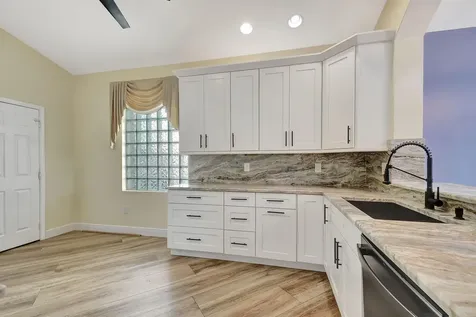 6172 Oak Bluff Way Lake Worth FL 33467