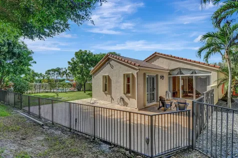 6172 Oak Bluff Way Lake Worth FL 33467