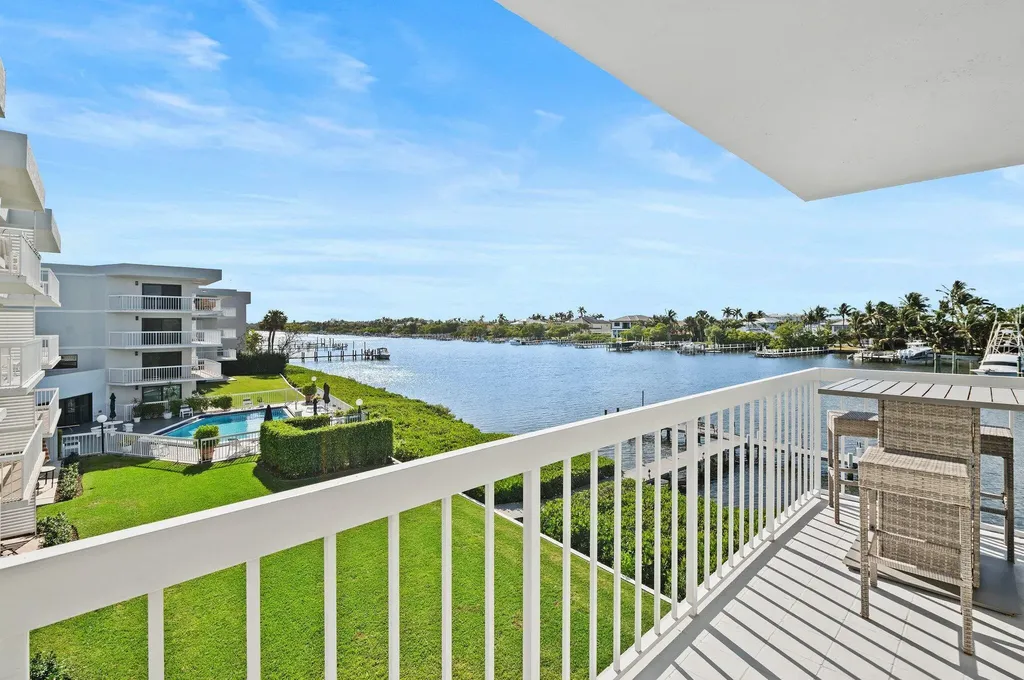 3501 S Ocean Boulevard South Palm Beach FL 33480
