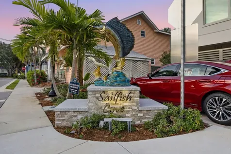 41 SW Seminole Street Stuart FL 34994