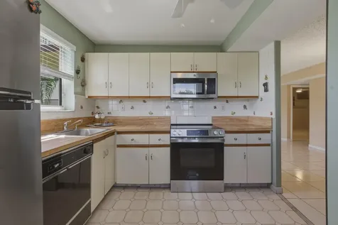 11200 SW 13th Street Pembroke Pines FL 33025