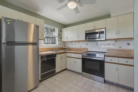 11200 SW 13th Street Pembroke Pines FL 33025