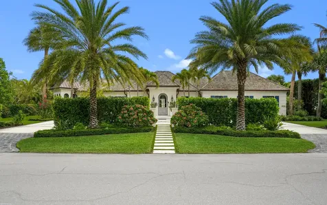 55 Links Road Jupiter Island FL 33455