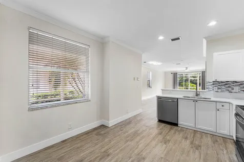 2482 Cordoba Bend Weston FL 33327