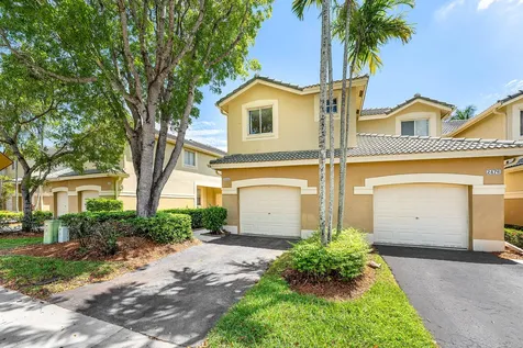 2482 Cordoba Bend Weston FL 33327