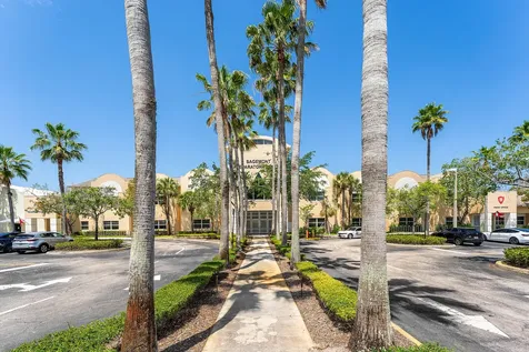 2482 Cordoba Bend Weston FL 33327