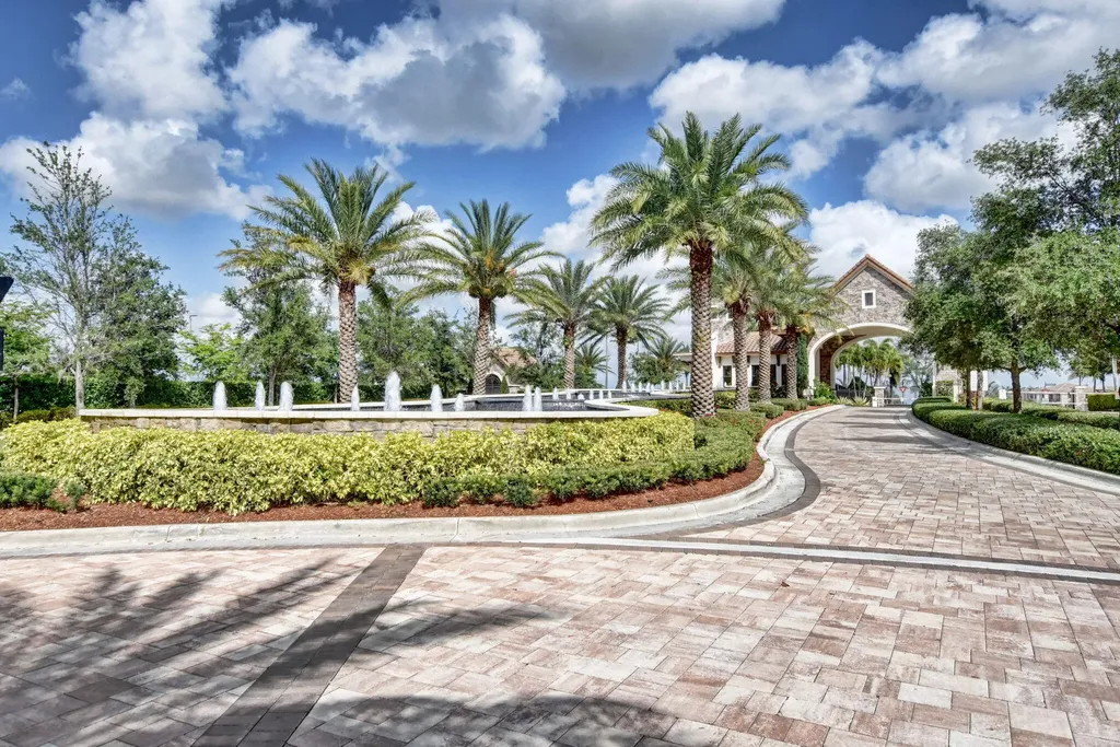 8850 Miralago Way Parkland FL 33076