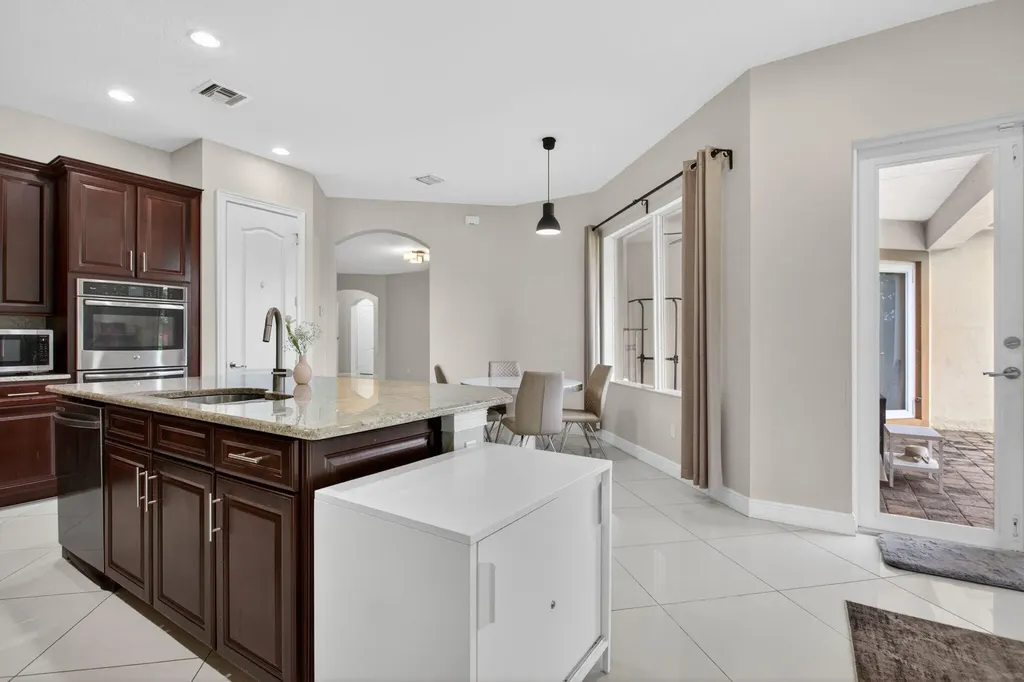 8850 Miralago Way Parkland FL 33076