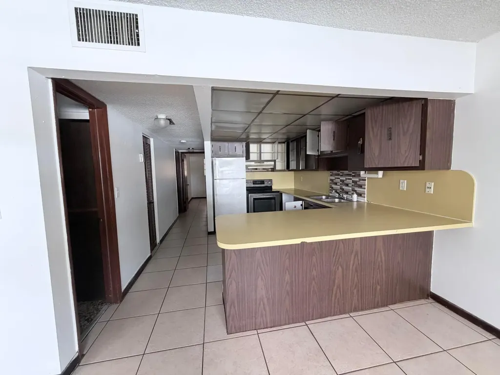 6050 SW 27th Street Miramar FL