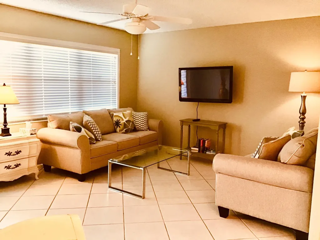 4008 Cornwall A Boca Raton FL 33434