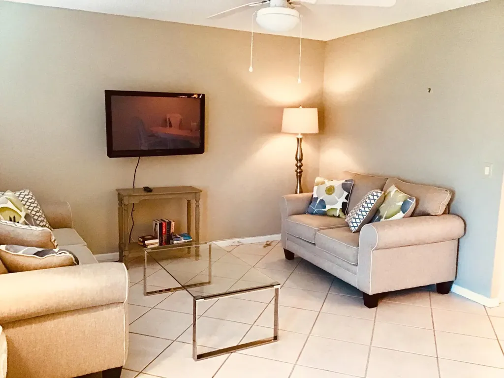 4008 Cornwall A Boca Raton FL 33434