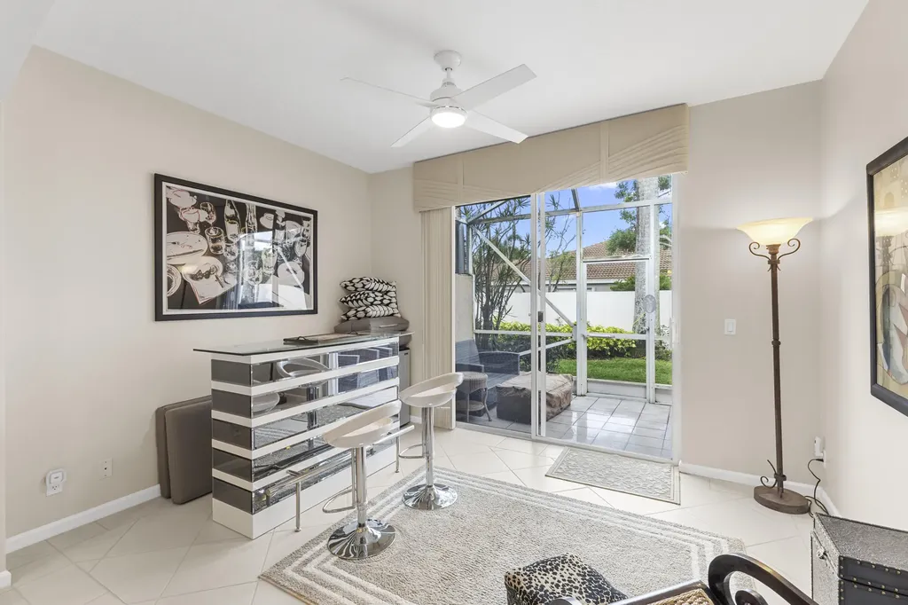 9719 Crescent View Drive S Boynton Beach FL 33437