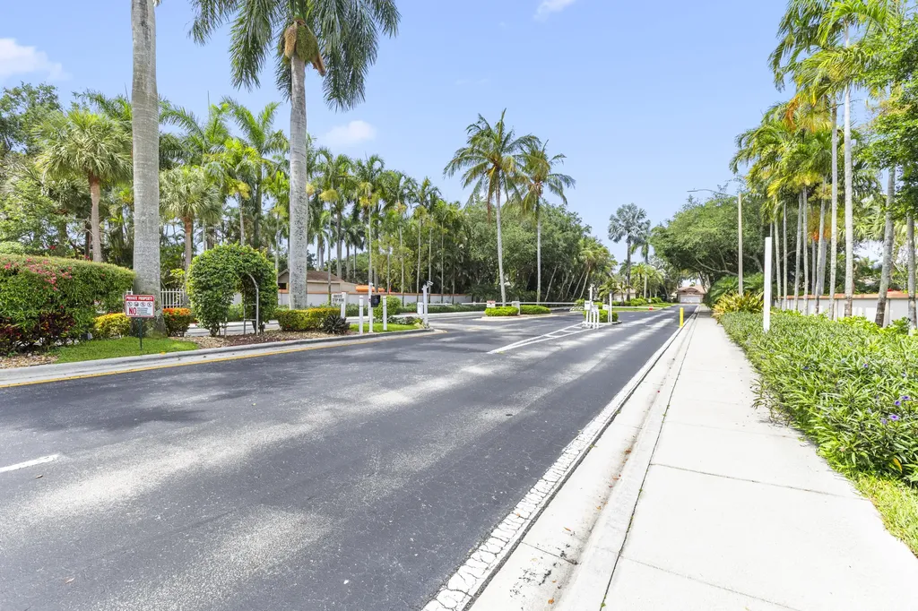 9719 Crescent View Drive S Boynton Beach FL 33437
