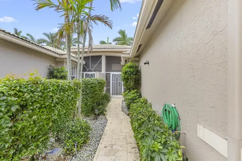 9719 Crescent View Drive S Boynton Beach FL 33437