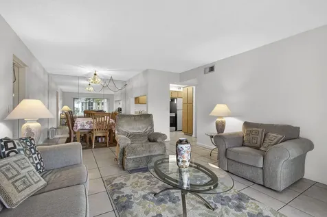 812 Sky Pine Way Greenacres FL 33415