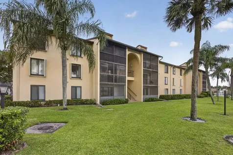 812 Sky Pine Way Greenacres FL 33415