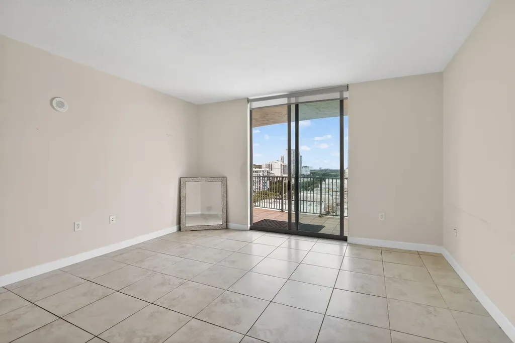 140 S Dixie Highway Hollywood FL 33020