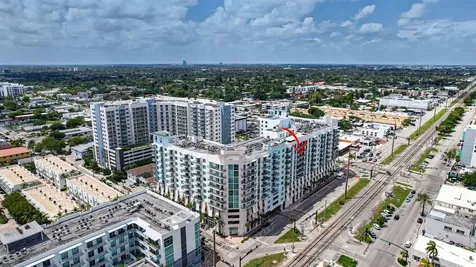140 S Dixie Highway Hollywood FL 33020