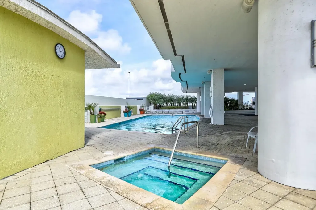 315 NE 3rd Avenue Fort Lauderdale FL 33301