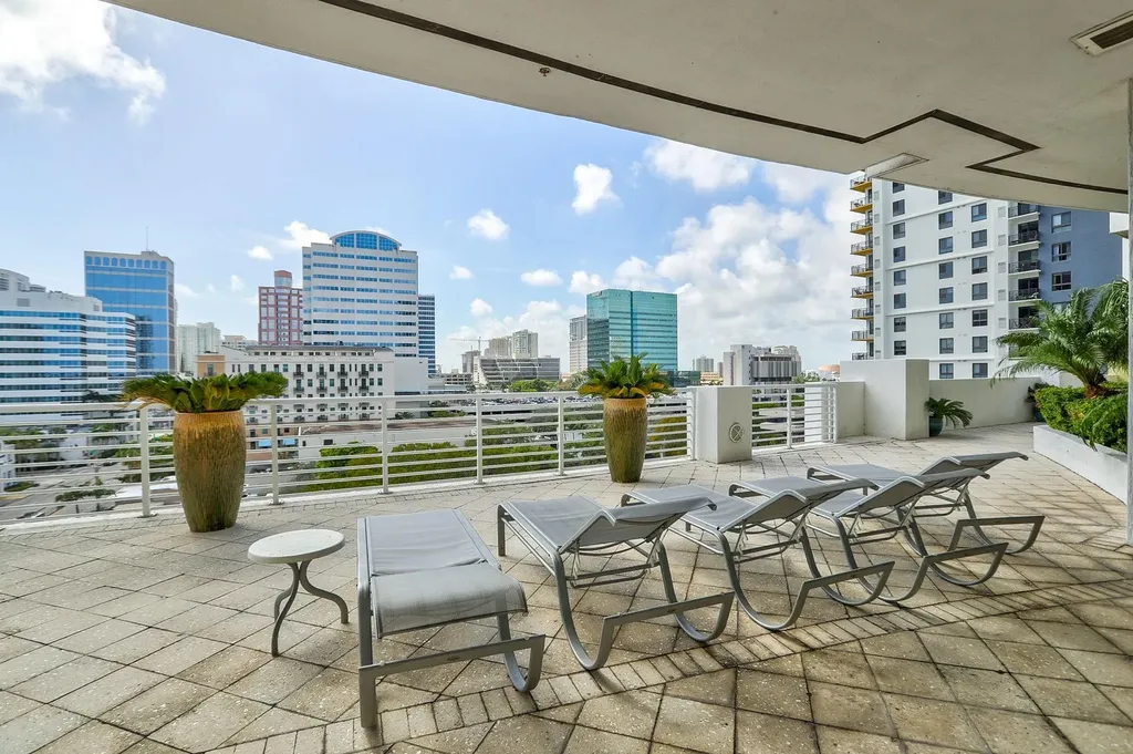 315 NE 3rd Avenue Fort Lauderdale FL 33301