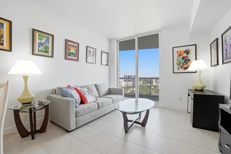 315 NE 3rd Avenue Fort Lauderdale FL 33301
