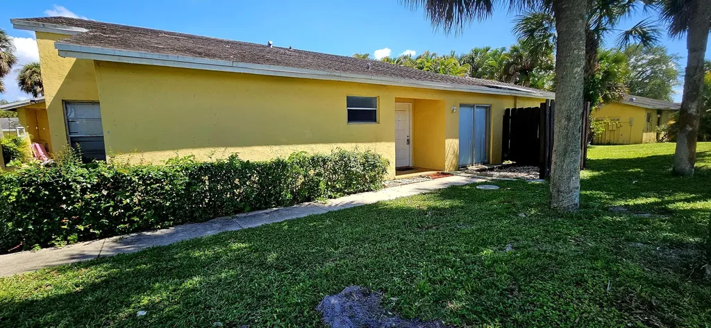 210 Sparrow Drive Royal Palm Beach FL 33411