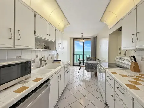 4200 N Ocean Drive Singer Island FL 33404