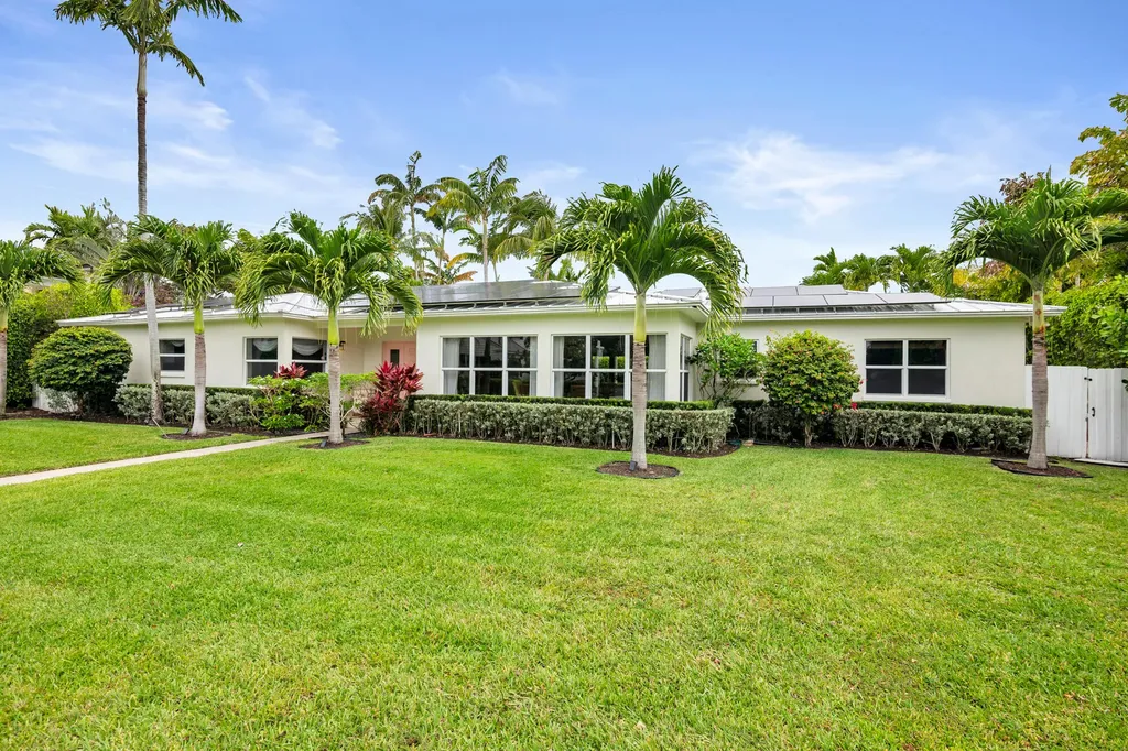 225 Russlyn Drive West Palm Beach FL 33405