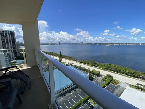 5440 N Ocean Drive Singer Island FL 33404