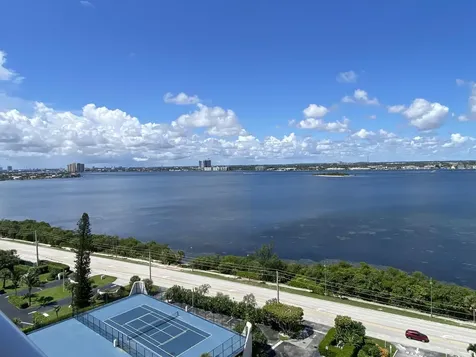 5440 N Ocean Drive Singer Island FL 33404