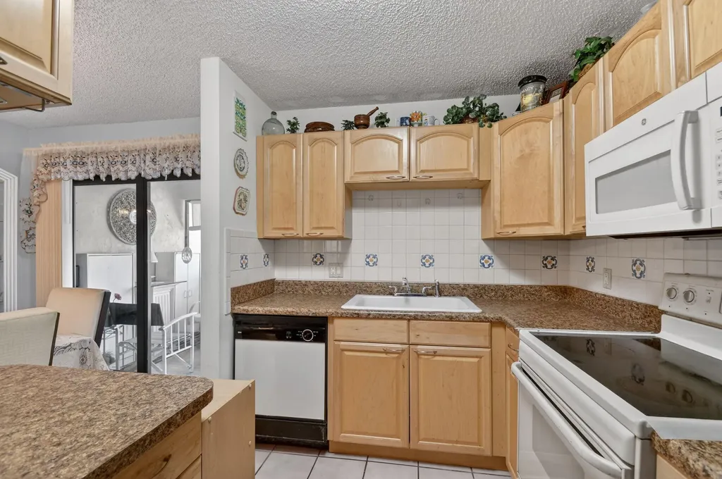 2730 Ida Way West Palm Beach FL 33415