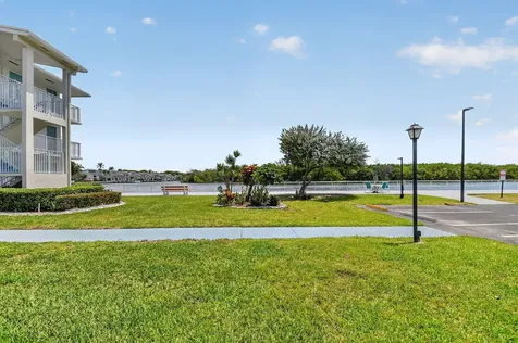 370 Horizon Street E Boynton Beach FL 33435