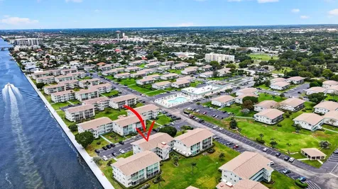 370 Horizon Street E Boynton Beach FL 33435