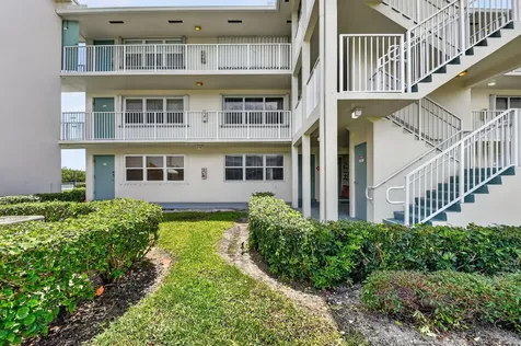 370 Horizon Street E Boynton Beach FL 33435
