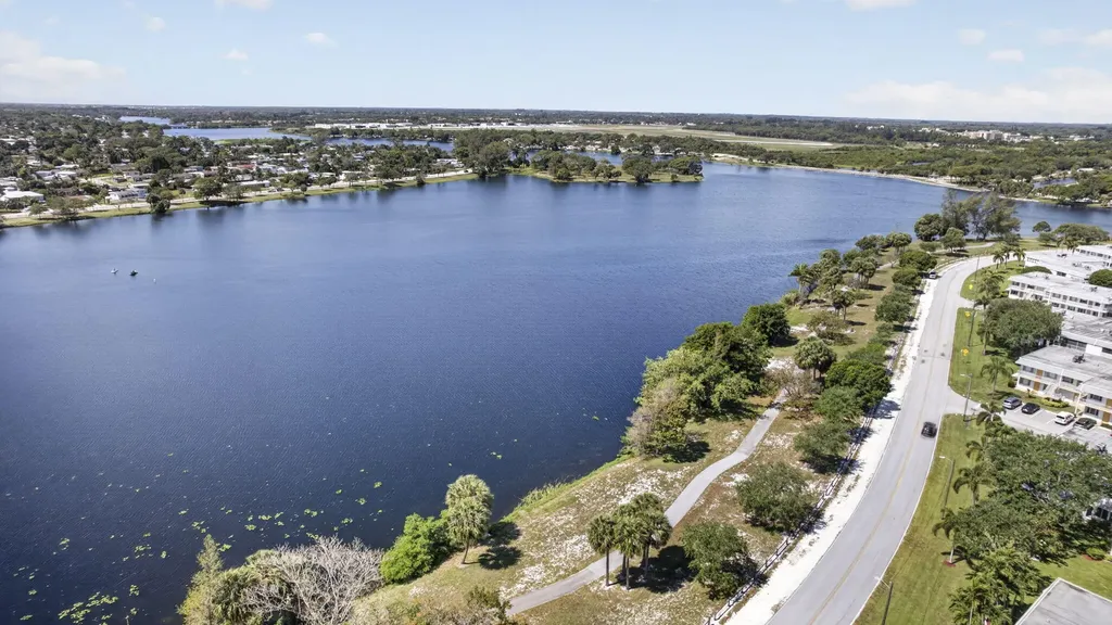3402 Cynthia Lane Lake Worth Beach FL 33461