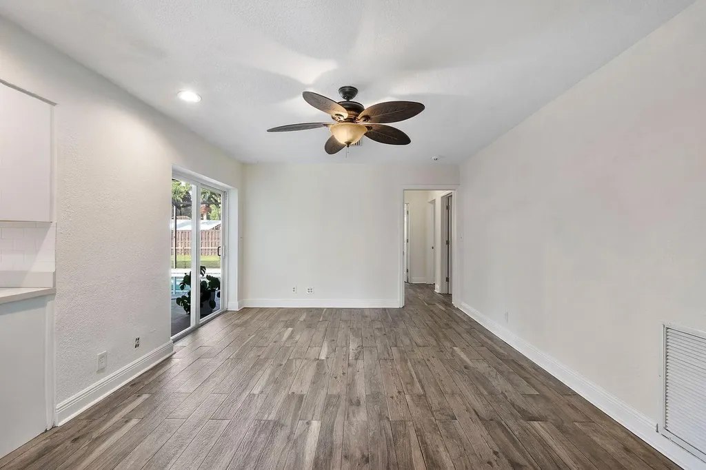 7307 SW 9th Court Plantation FL 33317