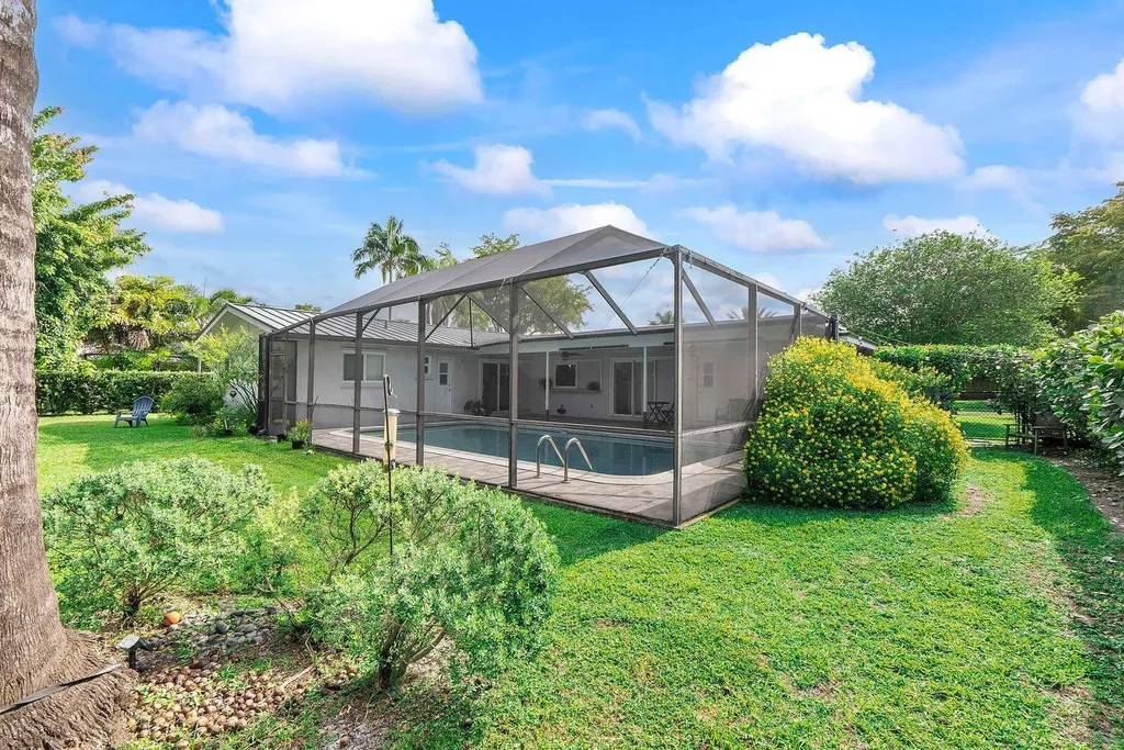 7307 SW 9th Court Plantation FL 33317