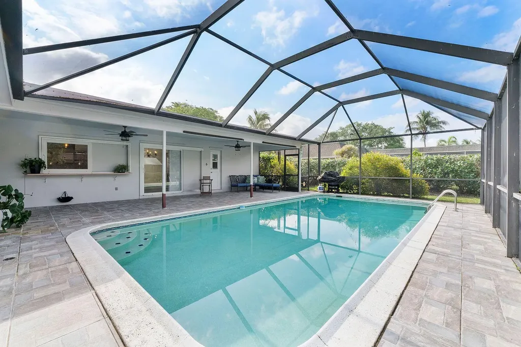 7307 SW 9th Court Plantation FL 33317