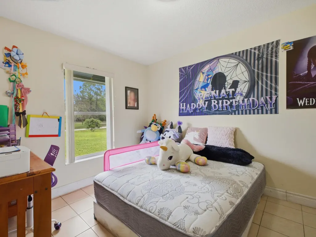 17770 93rd Road N The Acreage FL 33470