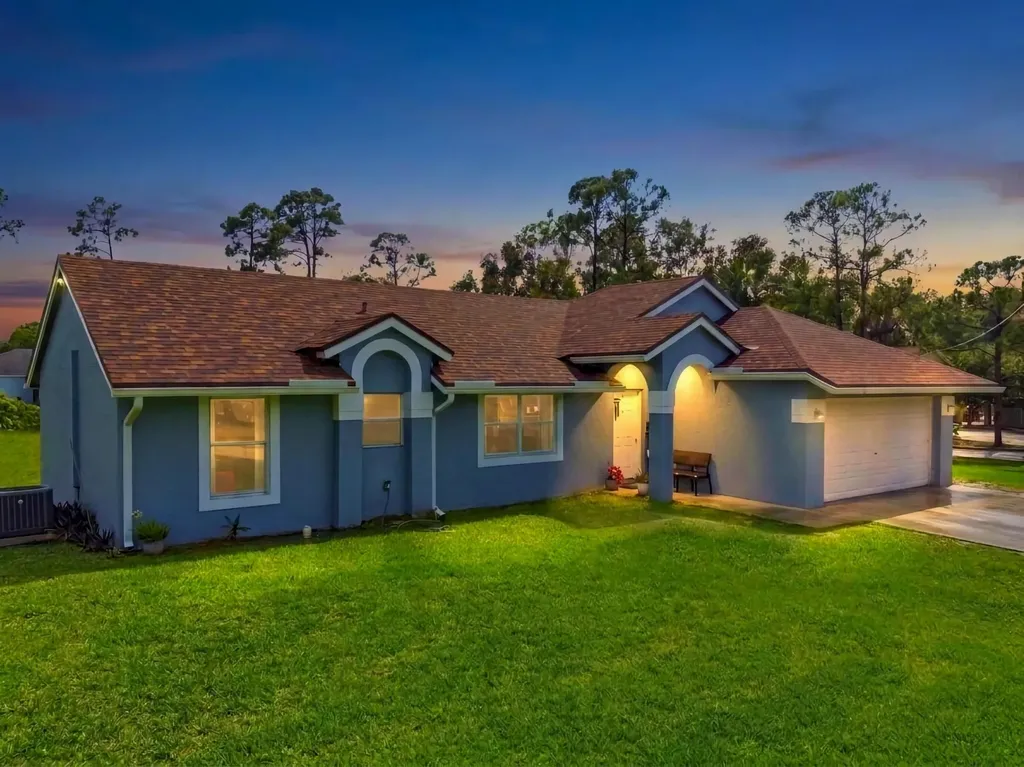 17770 93rd Road N The Acreage FL 33470
