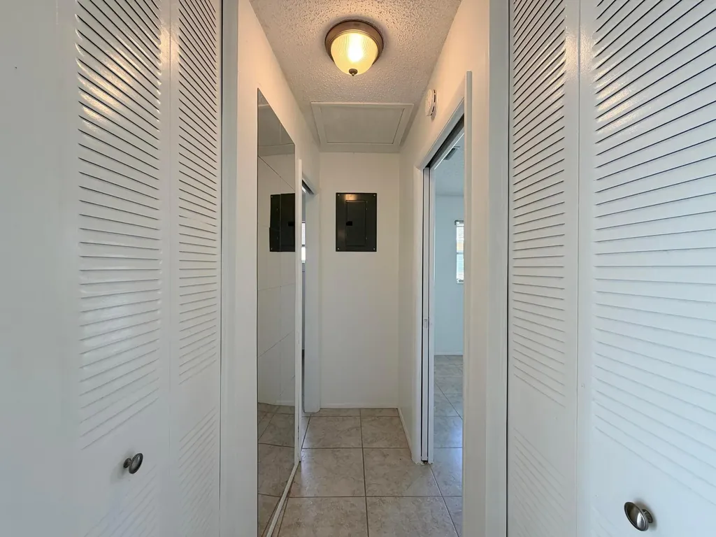 2607 Dudley Drive W West Palm Beach FL 33415