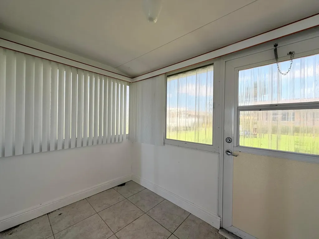2607 Dudley Drive W West Palm Beach FL 33415
