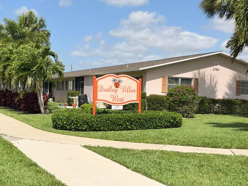 2607 Dudley Drive W West Palm Beach FL 33415