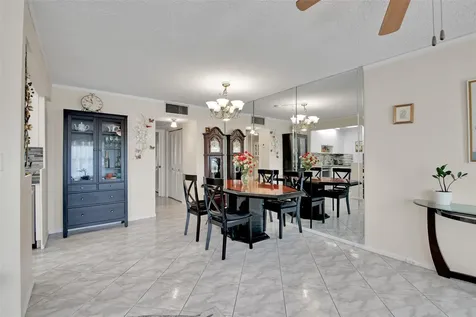4302 Martinique Circle Coconut Creek FL 33066