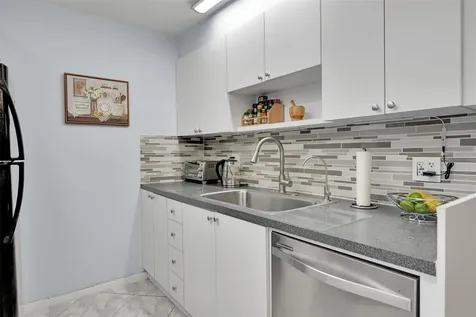 4302 Martinique Circle Coconut Creek FL 33066
