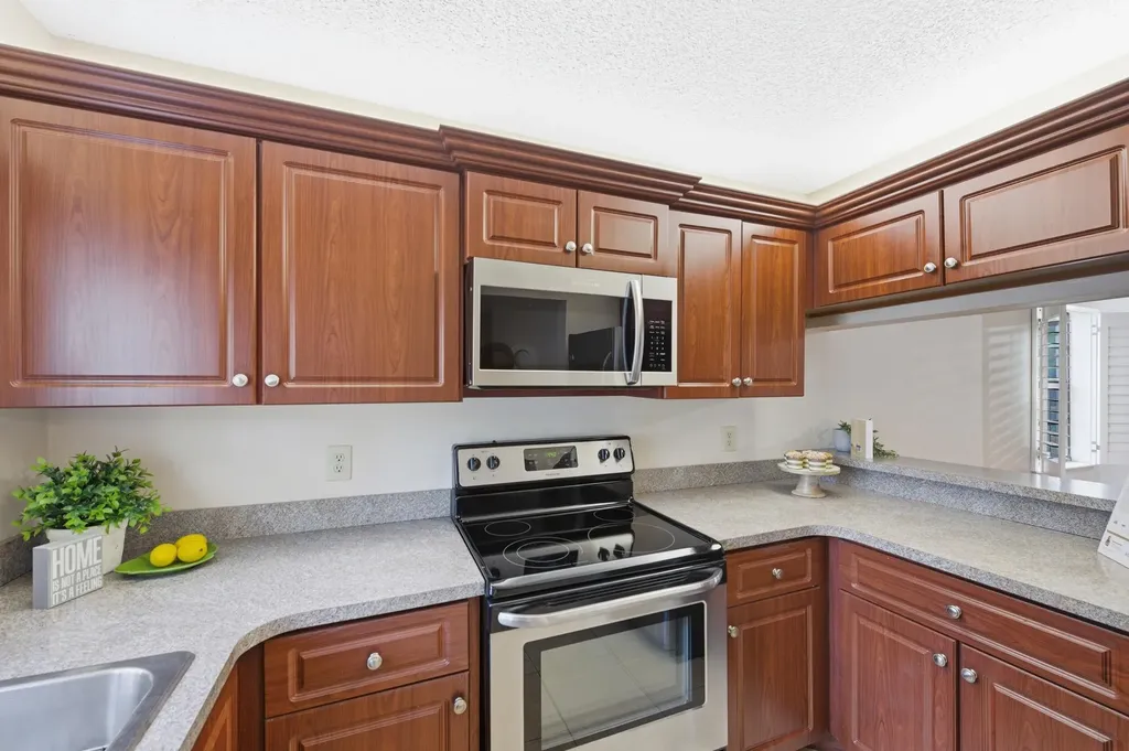1901 Congressional Way Deerfield Beach FL 33442