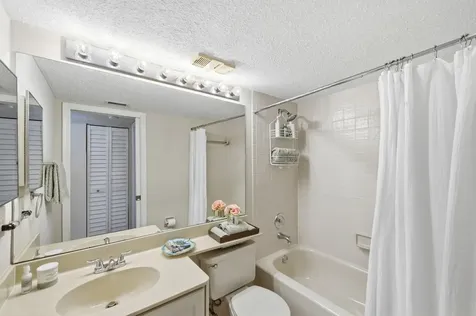 1901 Congressional Way Deerfield Beach FL 33442