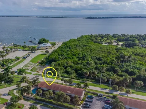 1903 NE Media Avenue Jensen Beach FL 34957